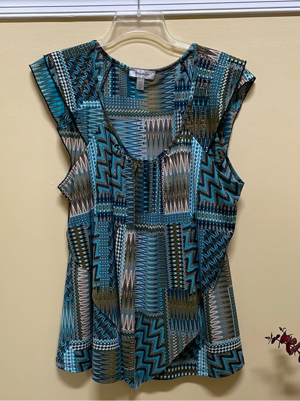 DRESS BARN TOP